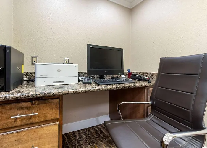Comfort Suites Downtown Sacramento